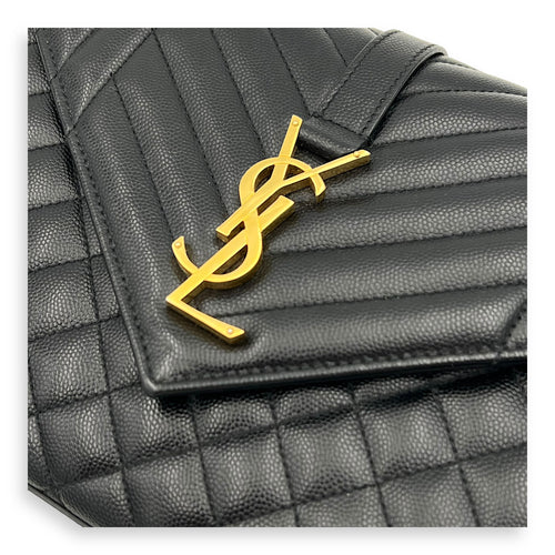 Envelope Shoulder Bag Black in Calfskin, Gold hardware