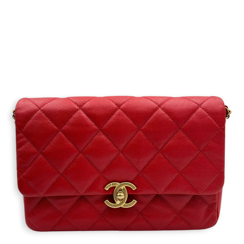 CC Quilted Shoulder Bag Red in Caviar Leather, Gold hardware