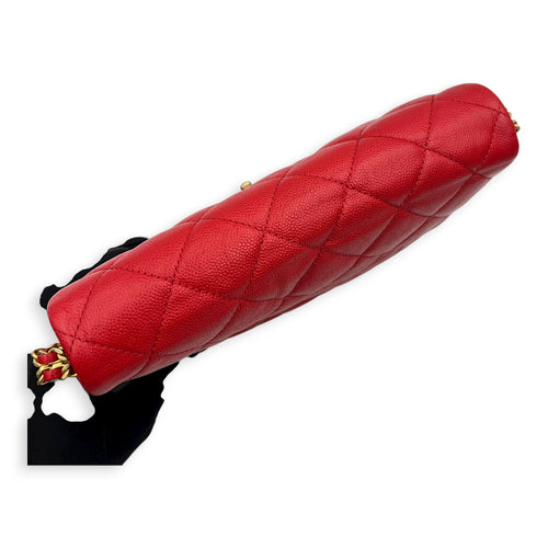 CC Quilted Shoulder Bag Red in Caviar Leather, Gold hardware