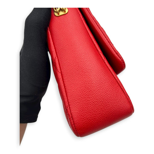 CC Quilted Shoulder Bag Red in Caviar Leather, Gold hardware
