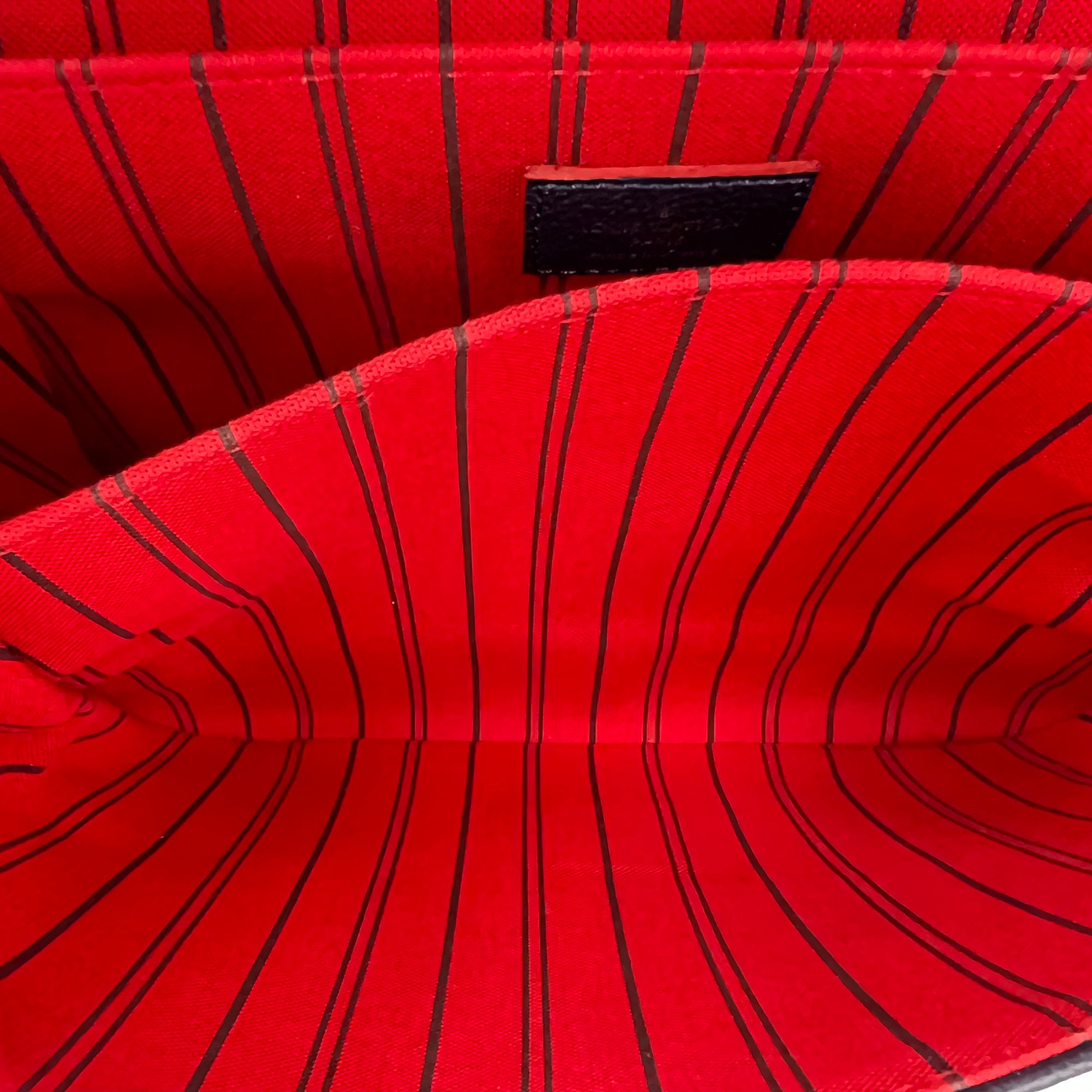 Metis Crossbody Bag Blue in Empreinte Leather, Gold hardware