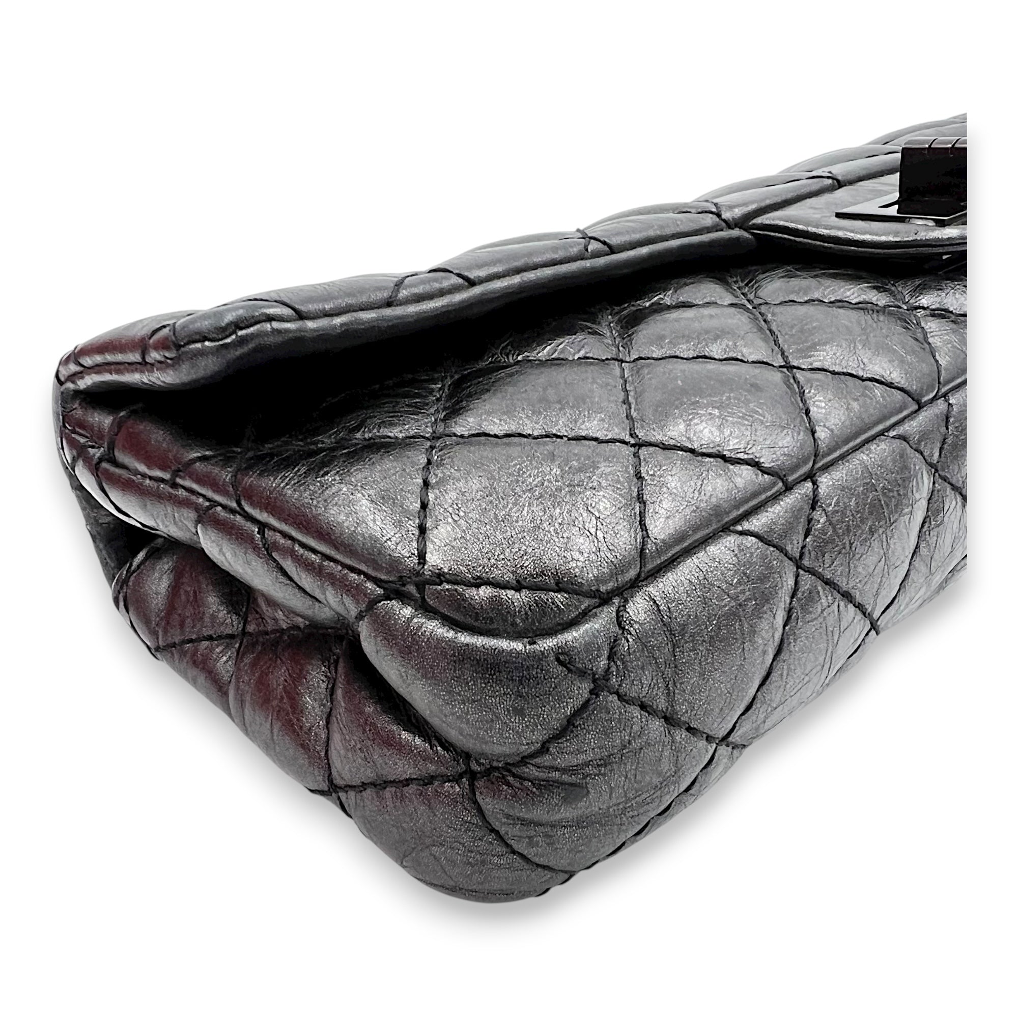 2.55 Grey Clutch in Calfskin, Black hardware