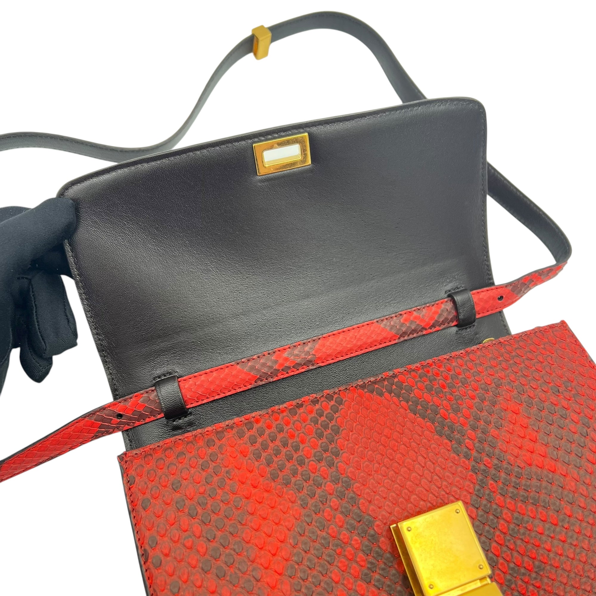 Box Medium Red Shoulder Bag in Python Leather, Gold hardware