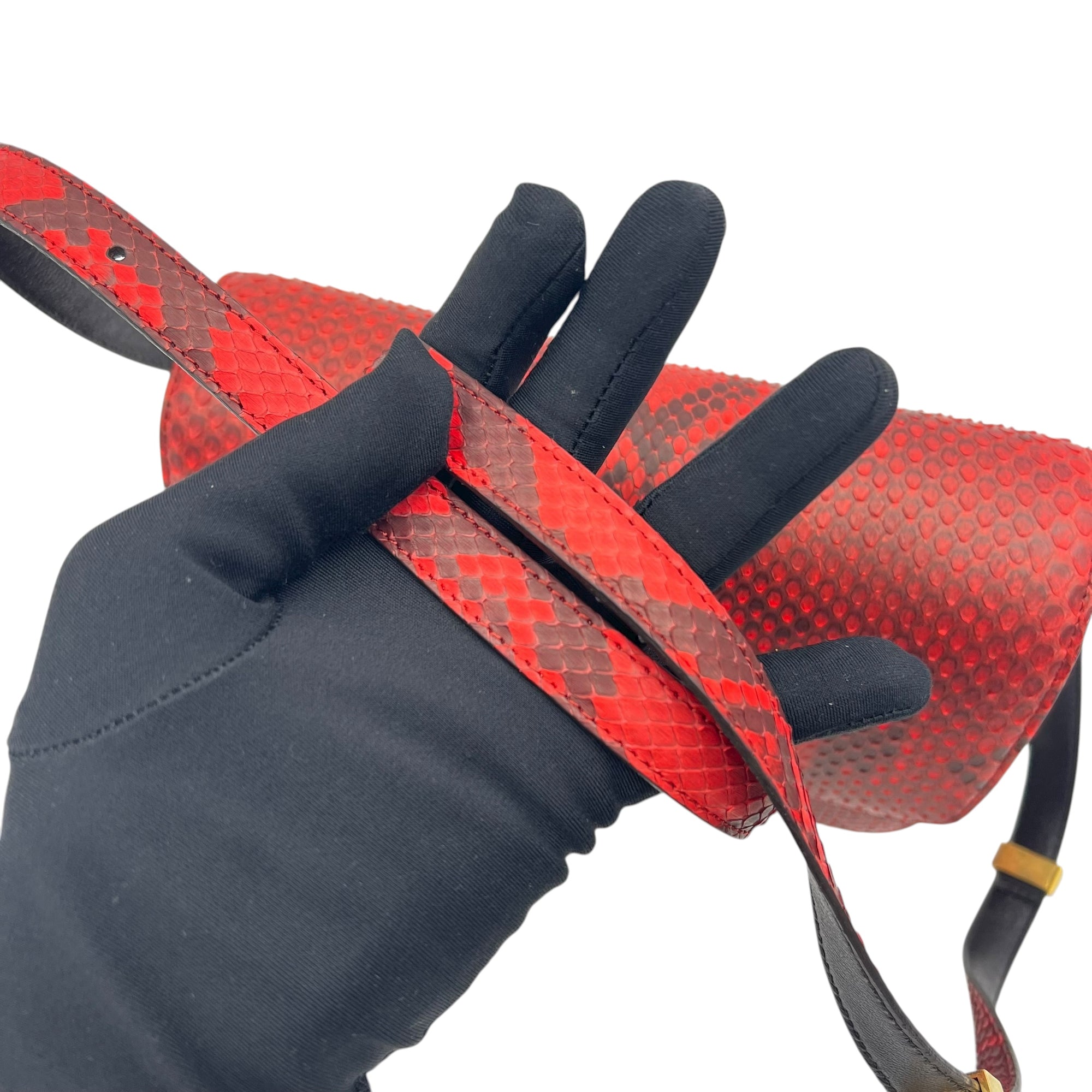 Box Medium Red Shoulder Bag in Python Leather, Gold hardware