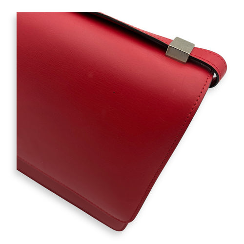 Medium Case Shoulder Bag Red in Calfskin, Silver hardware