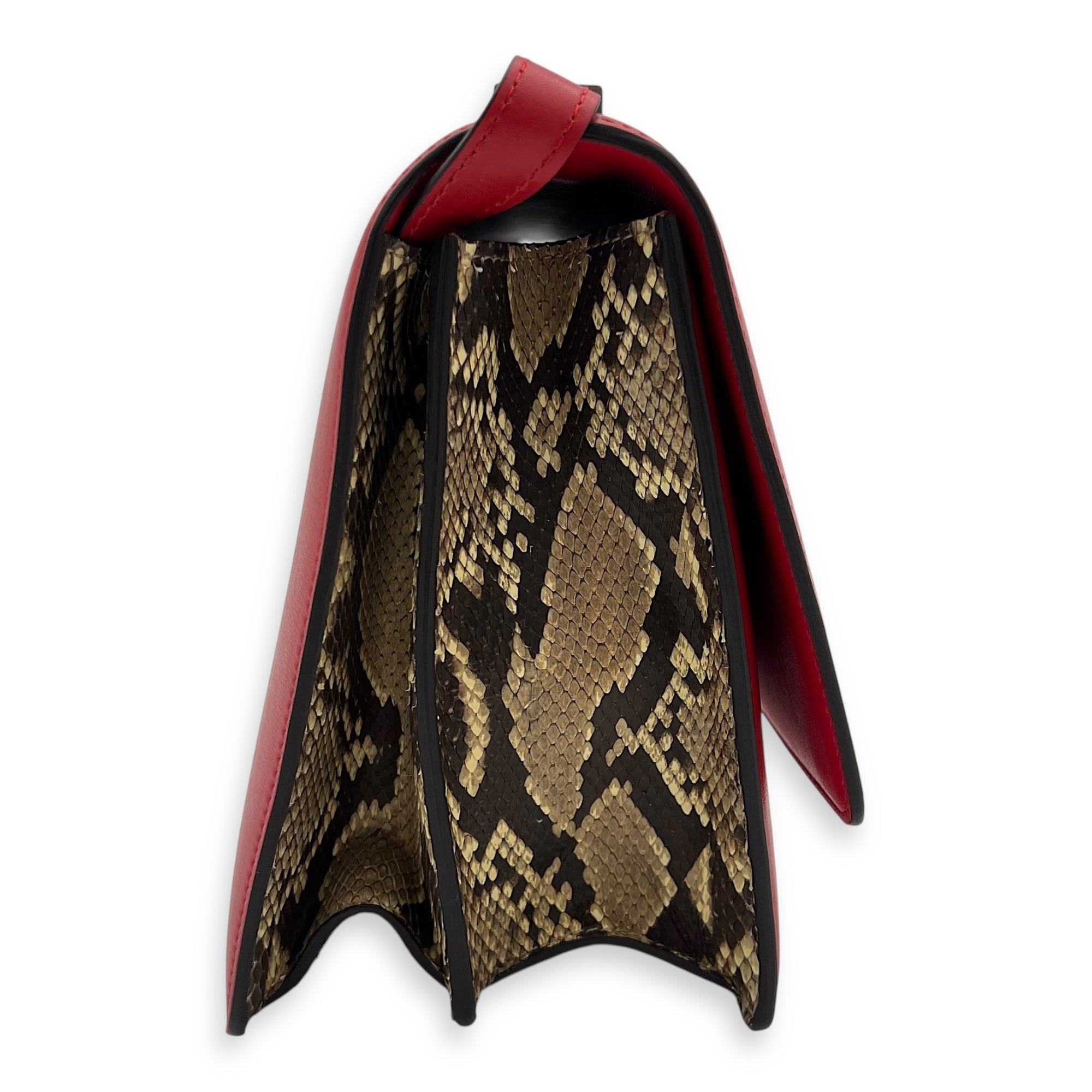 Medium Case Shoulder Bag Red in Calfskin, Silver hardware