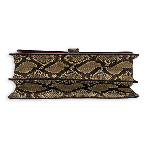 Medium Case Shoulder Bag Red in Calfskin, Silver hardware