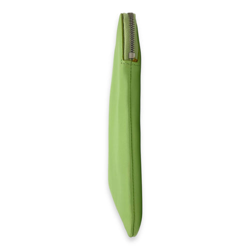 Zip Pouch Green in Calfskin, Silver hardware