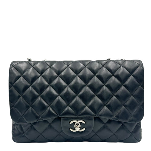 Classic Shoulder Bag Maxi Black in Lambskin, Silver hardware