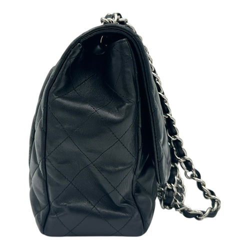Classic Shoulder Bag Maxi Black in Lambskin, Silver hardware