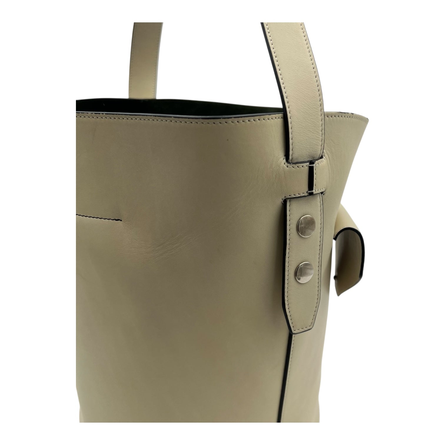 Biker Bucket Bag White in Calfskin, Silver hardware