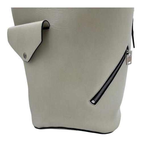 Biker Bucket Bag White in Calfskin, Silver hardware