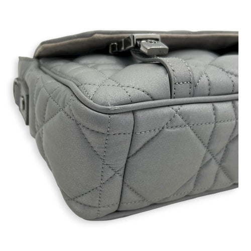 Cannage Messenger Grey in Fabric, Silver hardware