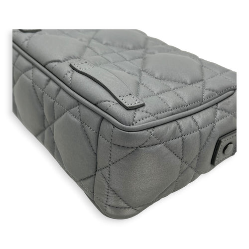 Cannage Messenger Grey in Fabric, Silver hardware