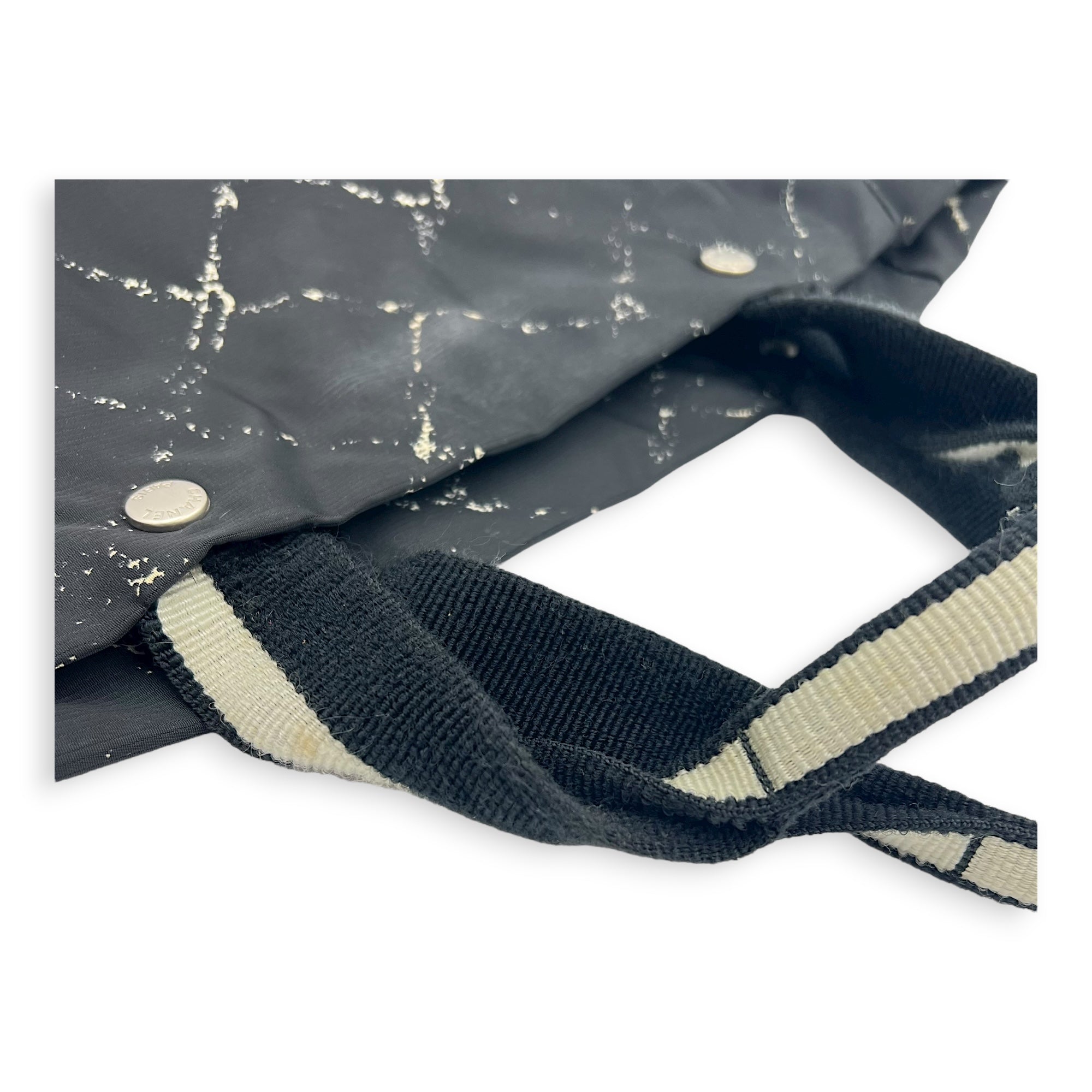 Vintage Travel Line Tote Bag Black in Nylon, Silver hardware