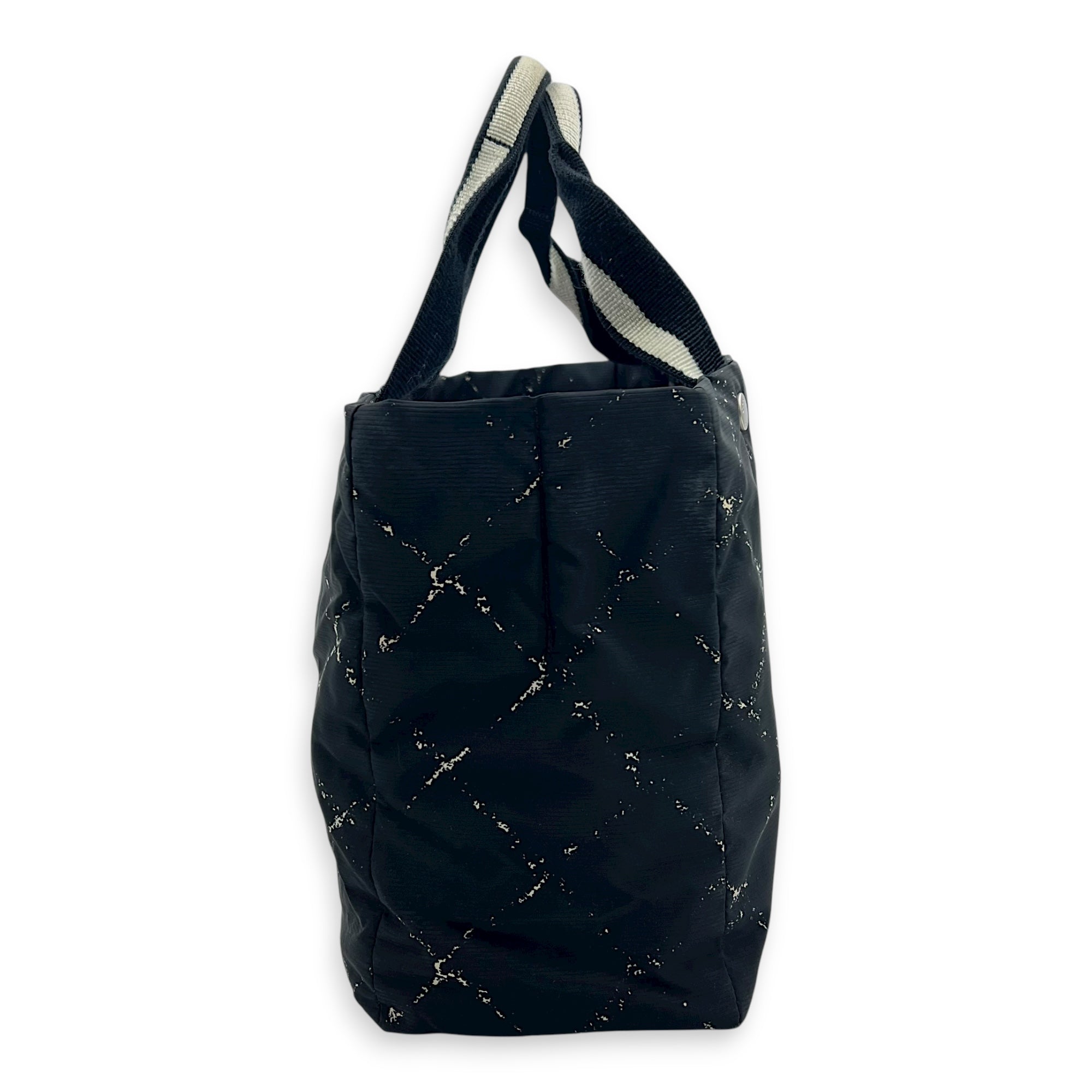 Vintage Travel Line Tote Bag Black in Nylon, Silver hardware