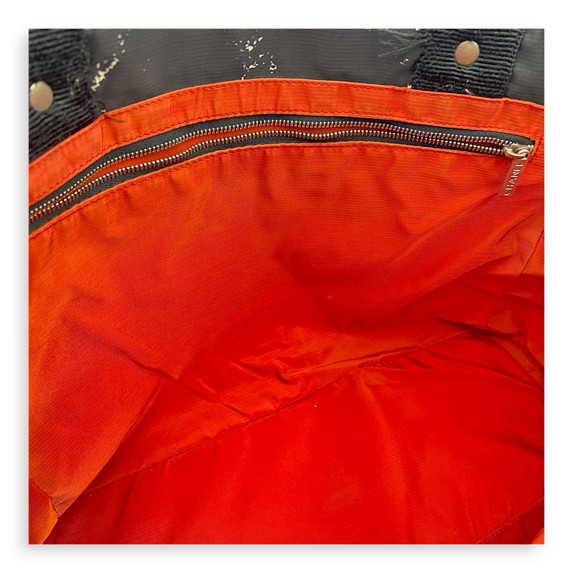 Vintage Travel Line Tote Bag Black in Nylon, Silver hardware