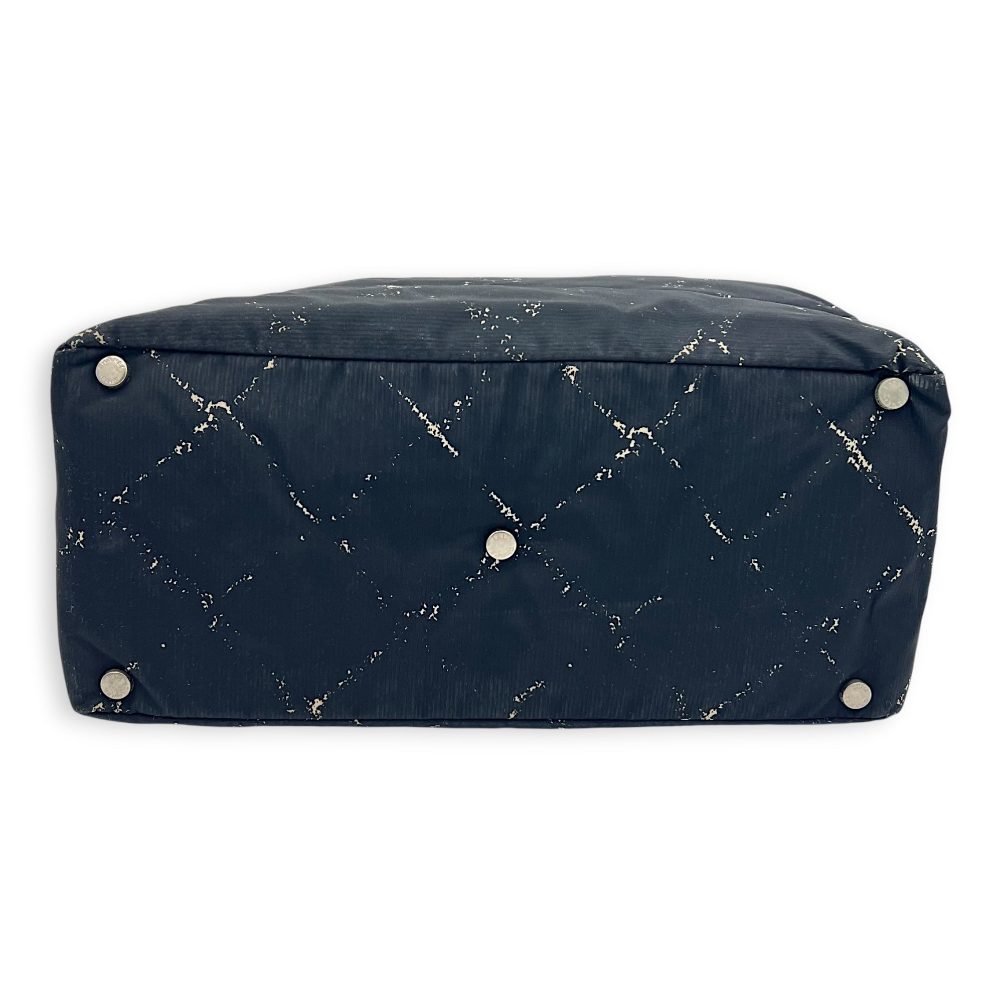 Vintage Travel Line Tote Bag Black in Nylon, Silver hardware