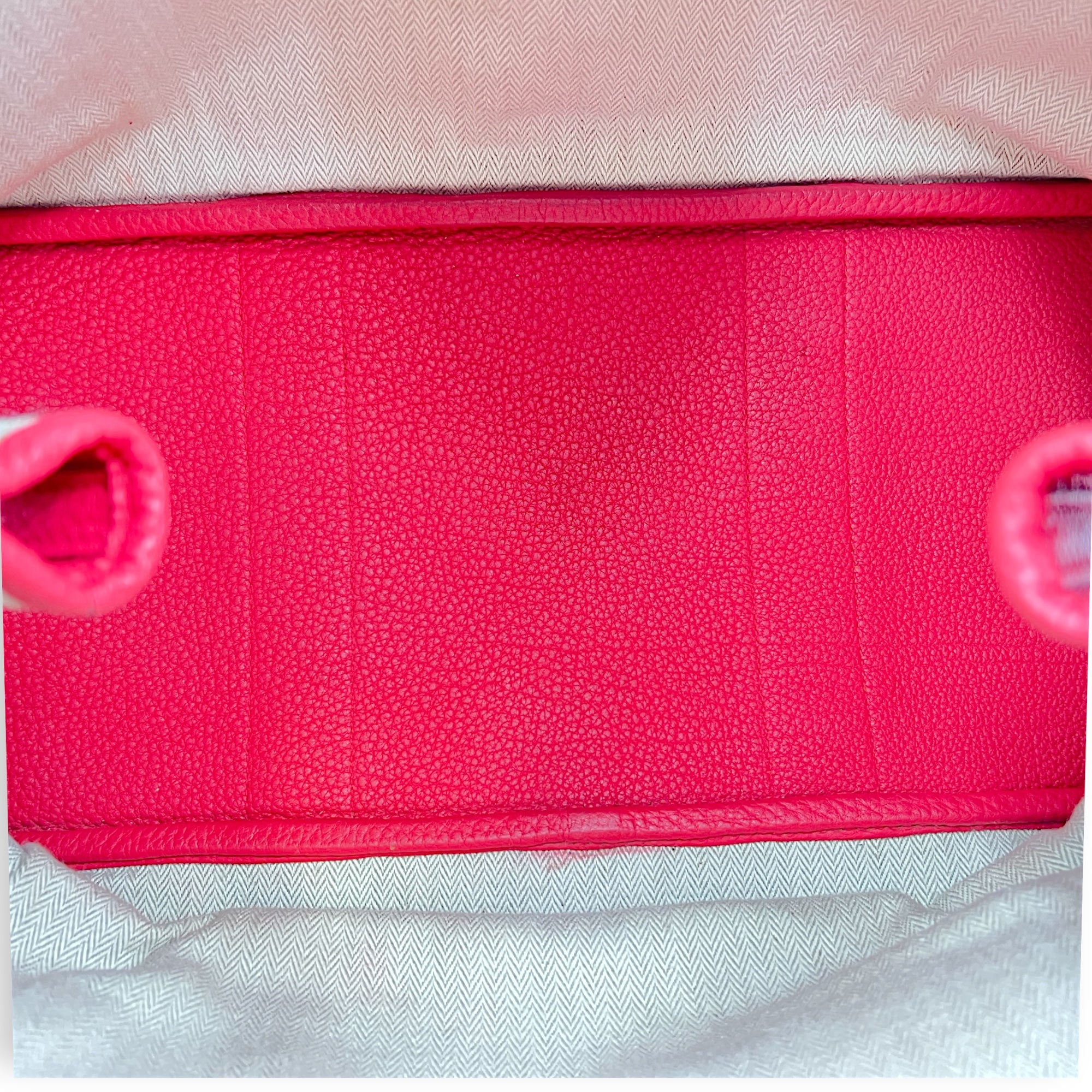 Garden Party Red in Negonda, Palladium hardware