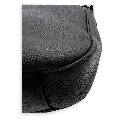 Saddle Messenger Black in Calfskin, Silver hardware