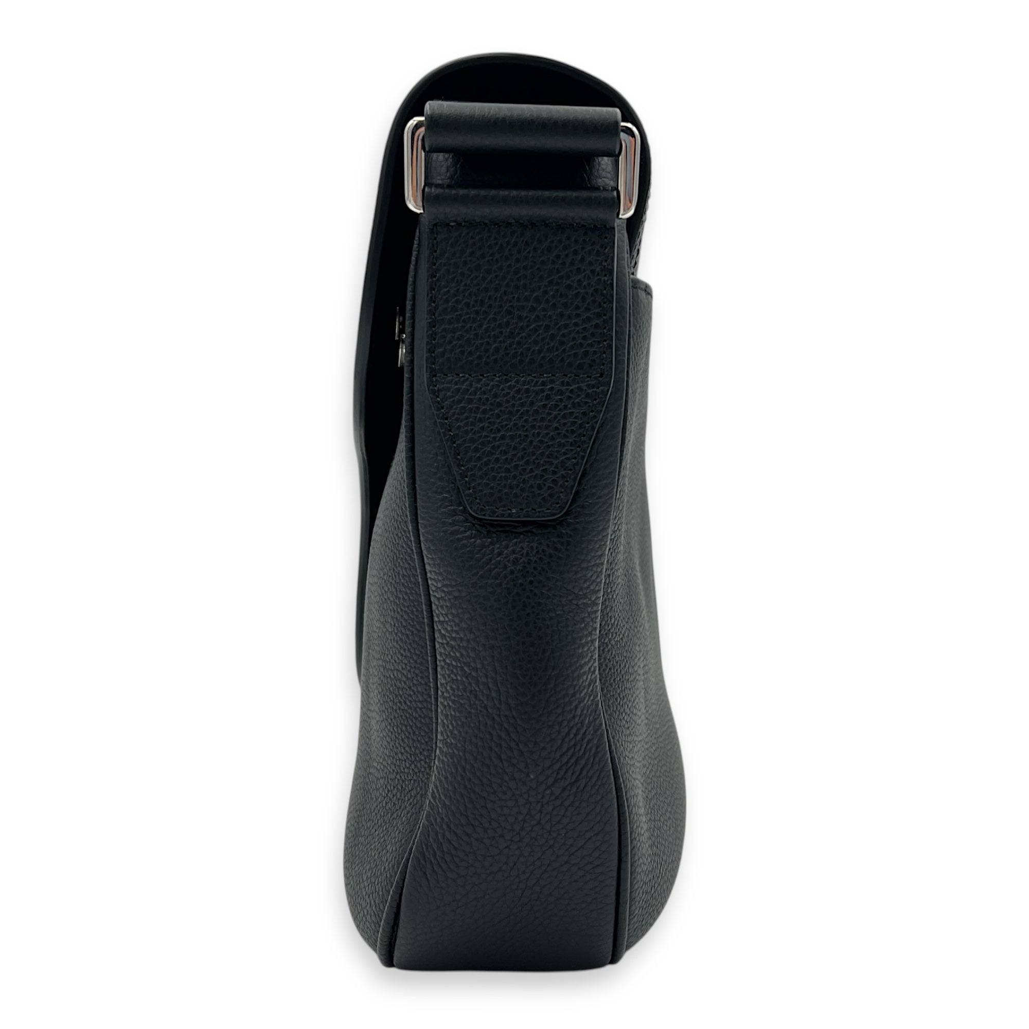 Saddle Messenger Black in Calfskin, Silver hardware