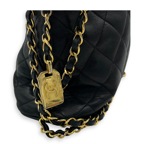 Vintage Shoulder Bag Black in Lambskin, Gold hardware