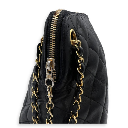 Vintage Shoulder Bag Black in Lambskin, Gold hardware