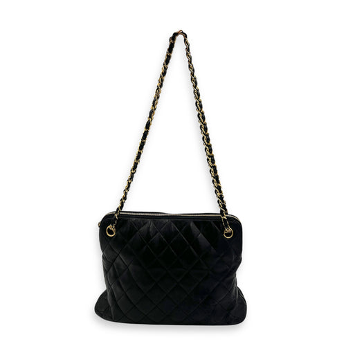 Vintage Shoulder Bag Black in Lambskin, Gold hardware