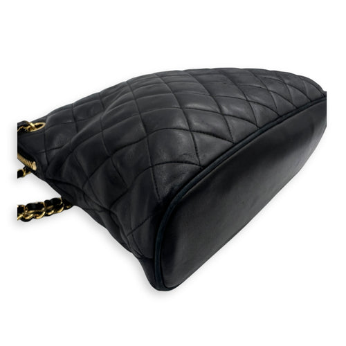 Vintage Shoulder Bag Black in Lambskin, Gold hardware