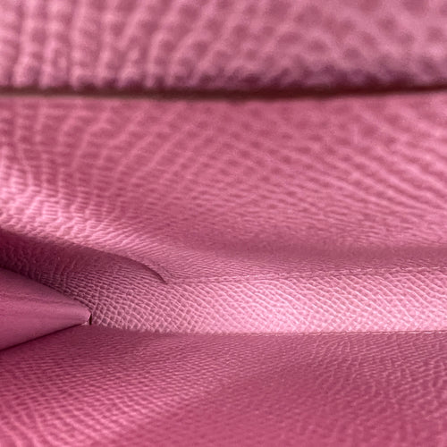 Kelly To Go Mauve Sylvester Wallet On Chain in Epsom, Palladium hardware