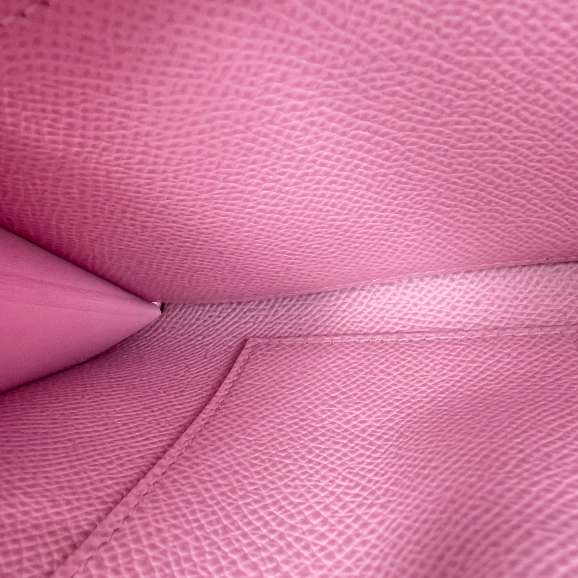 Kelly To Go Mauve Sylvester Wallet On Chain in Epsom, Palladium hardware