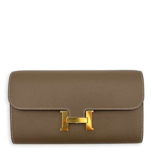 Constance To Go Etoupe Wallet On Chain in Evercolor, Gold hardware