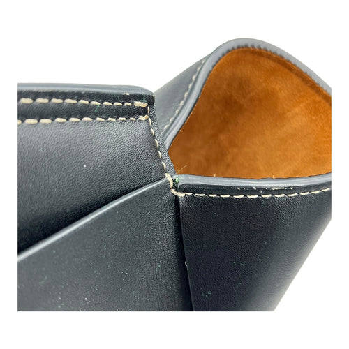 Arco Shoulder Bag Black in Calfskin, Silver hardware