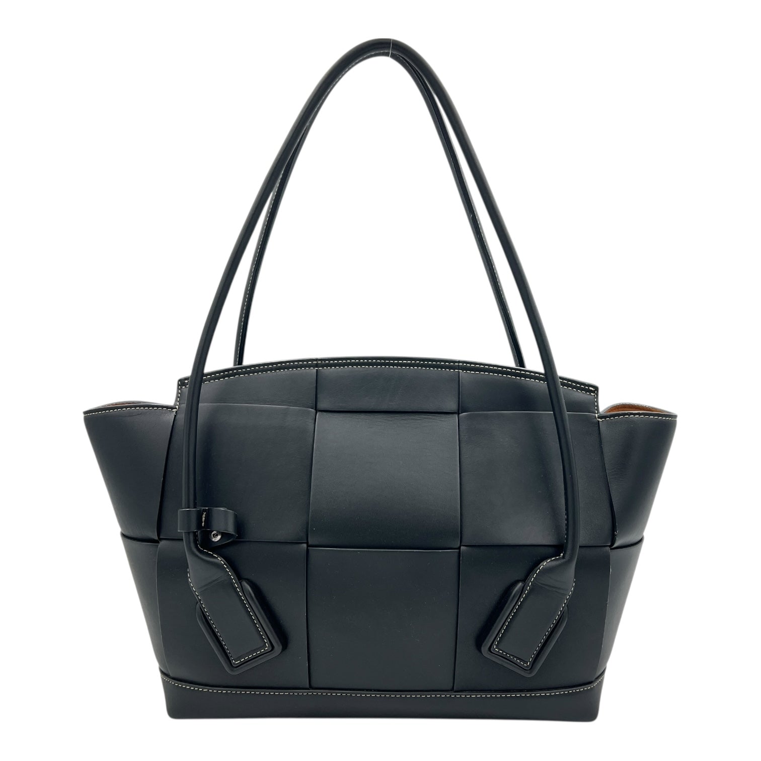 Arco Shoulder Bag Black in Calfskin, Silver hardware