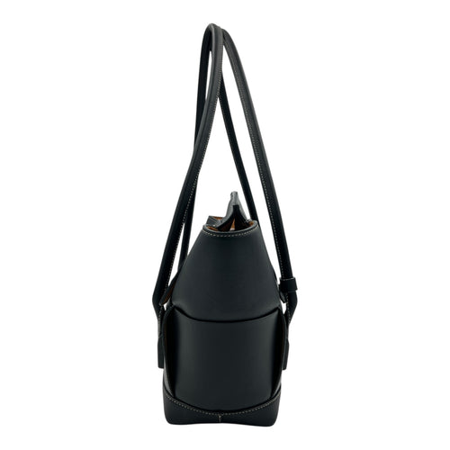 Arco Shoulder Bag Black in Calfskin, Silver hardware