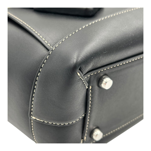 Arco Shoulder Bag Black in Calfskin, Silver hardware