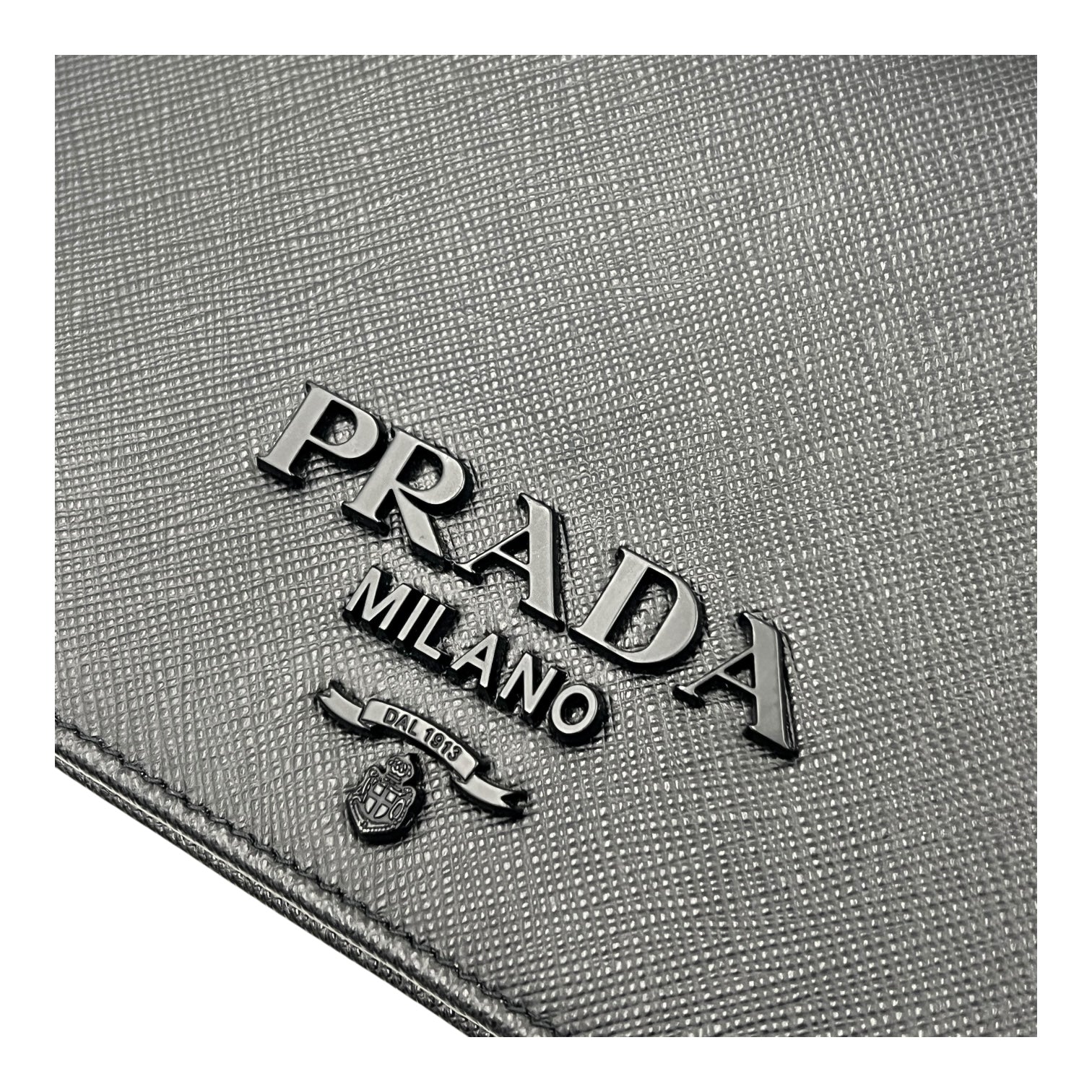 Logo Wallet On Chain Black in Saffiano Leather, Gold hardware