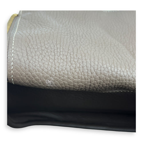 Lindy Etoupe in Clemence, Gold hardware