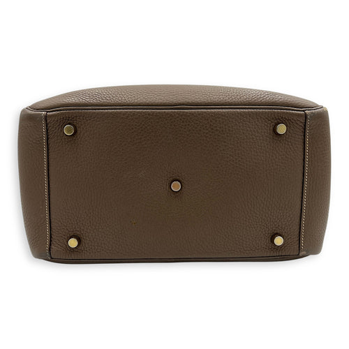 Lindy Etoupe in Clemence, Gold hardware