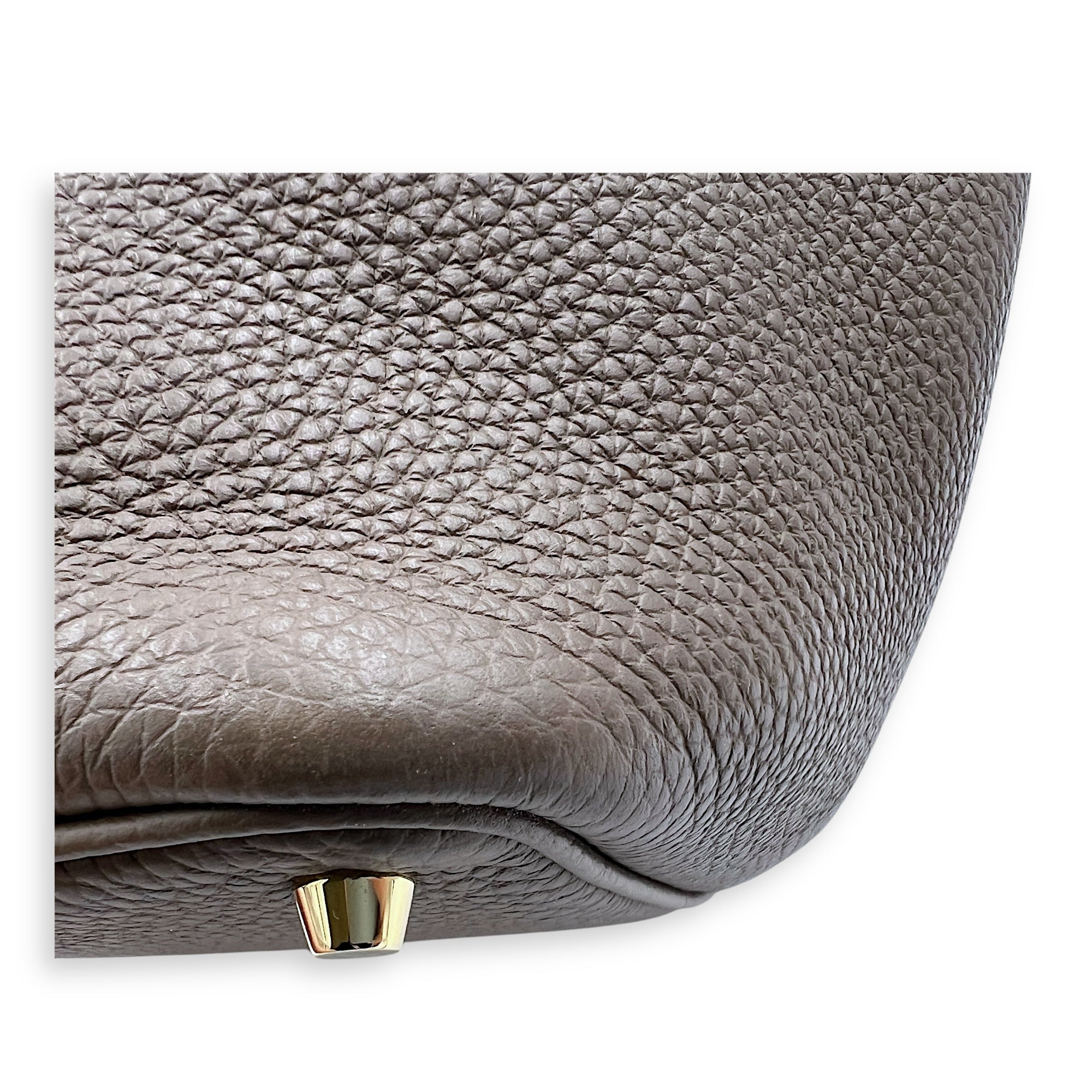 Picotin Eutope in Clemence, Gold hardware