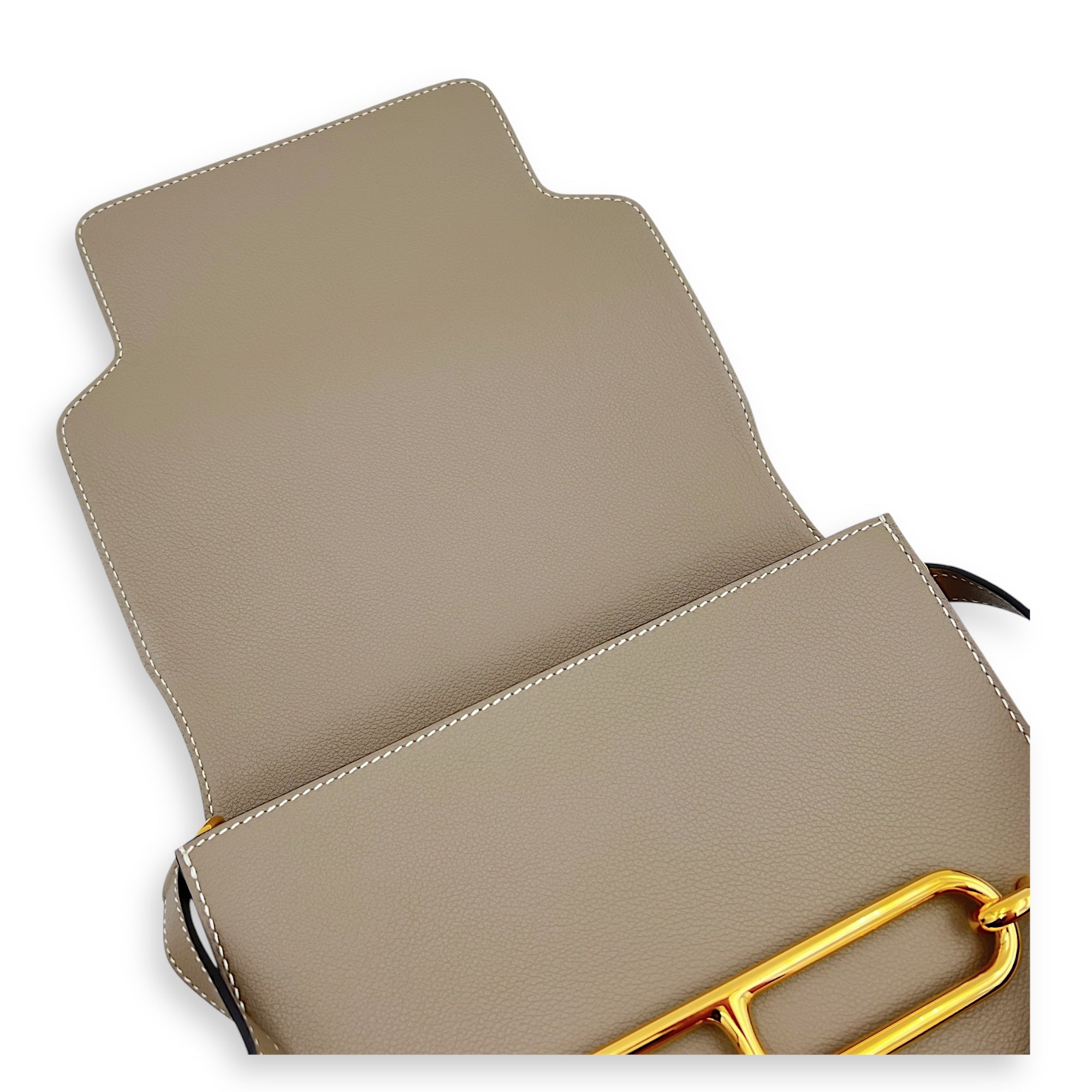 Roulis 23 Etoupe Crossbody Bag in Calfskin, Gold hardware