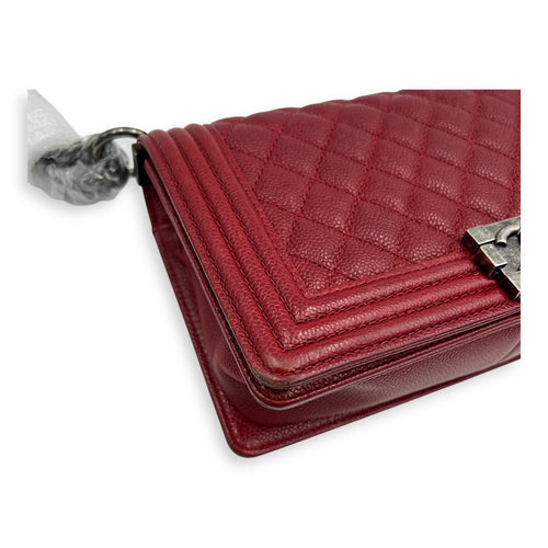 Boy Shoulder Bag Medium Red in Caviar Leather, Ruthenium hardware