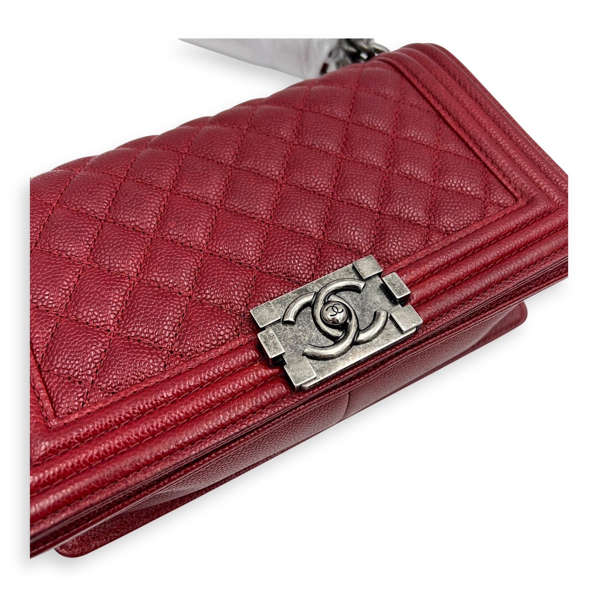 Boy Shoulder Bag Medium Red in Caviar Leather, Ruthenium hardware