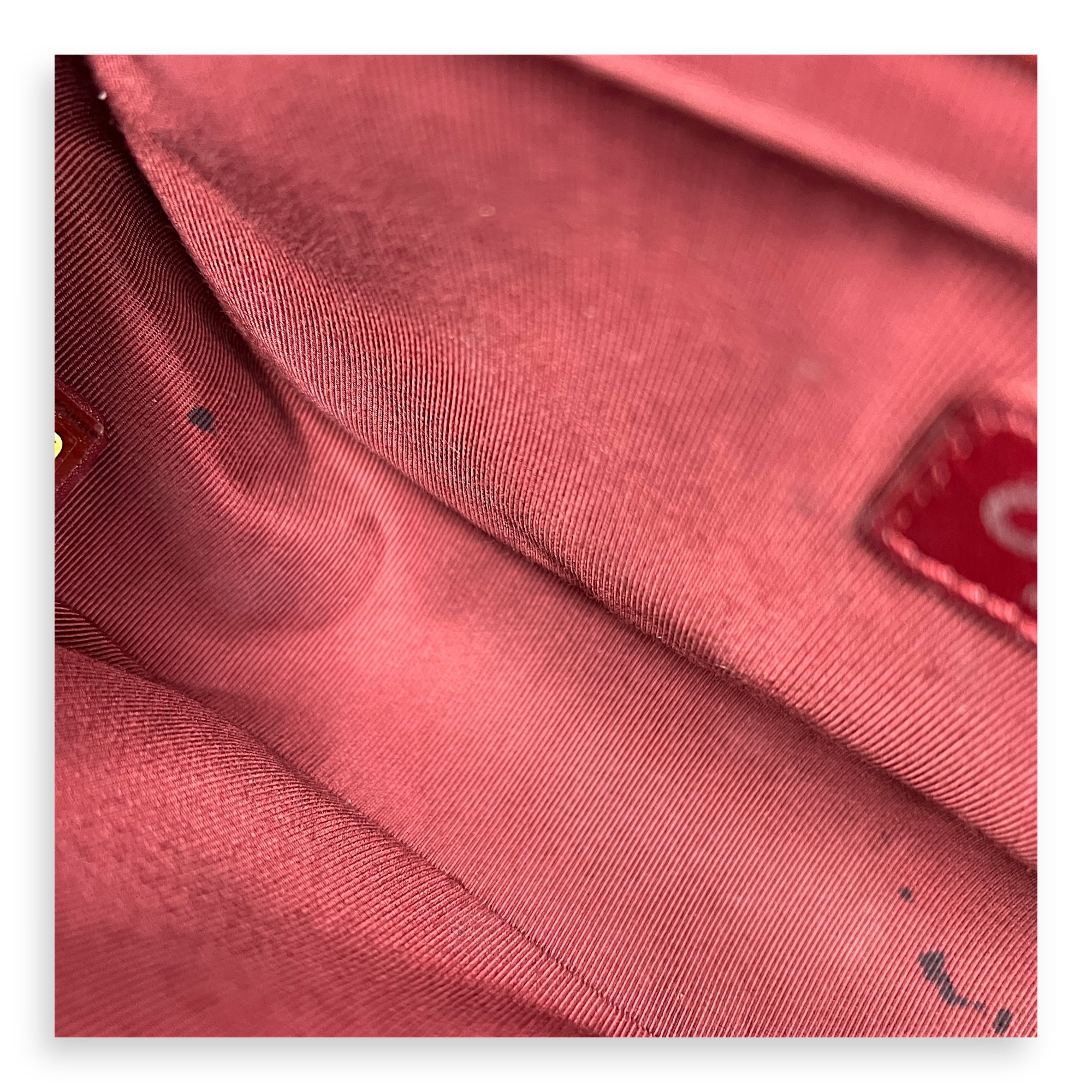 Boy Shoulder Bag Medium Red in Caviar Leather, Ruthenium hardware