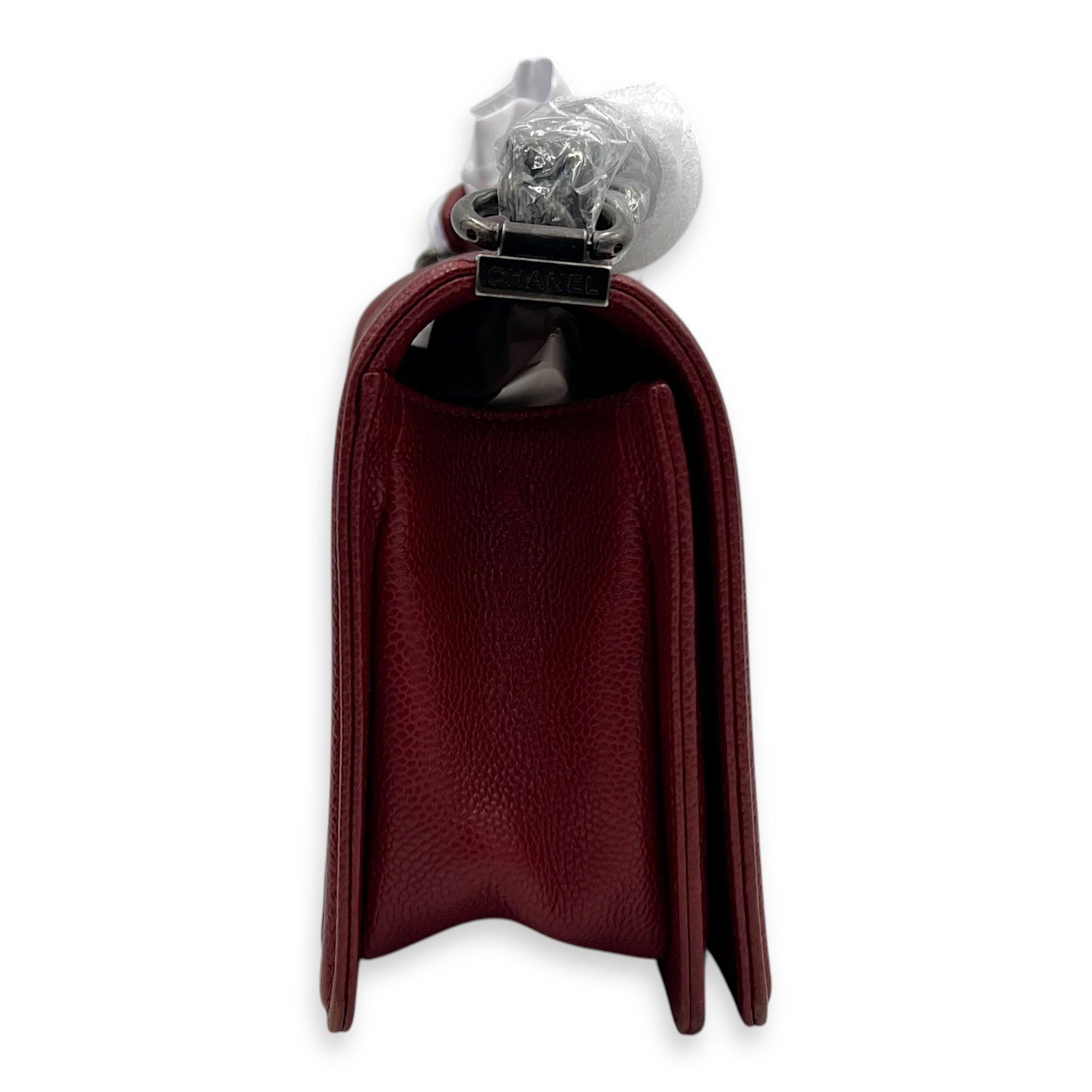 Boy Shoulder Bag Medium Red in Caviar Leather, Ruthenium hardware