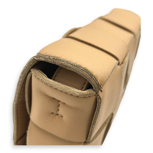 Cassette Crossbody Bag Beige in Calfskin, Gold hardware