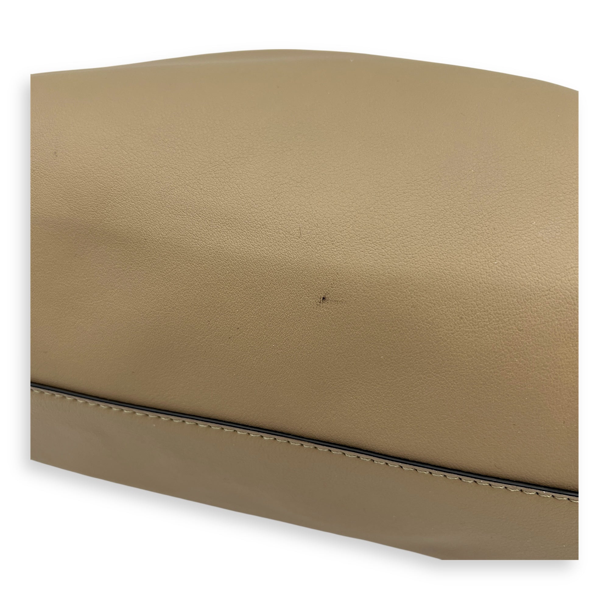 Flamenco Shoulder Bag Beige in Calfskin, Gold hardware