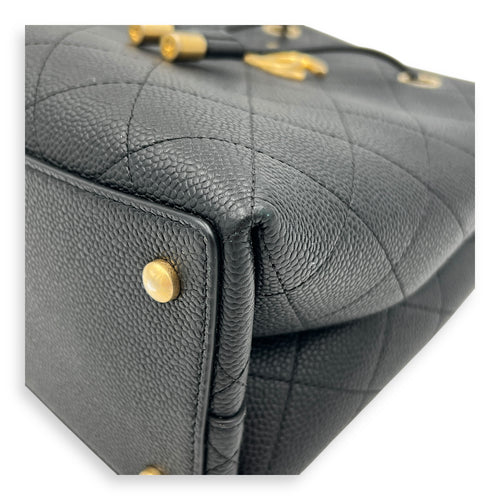 CC Bucket Bag Black in Caviar Leather, Gold hardware