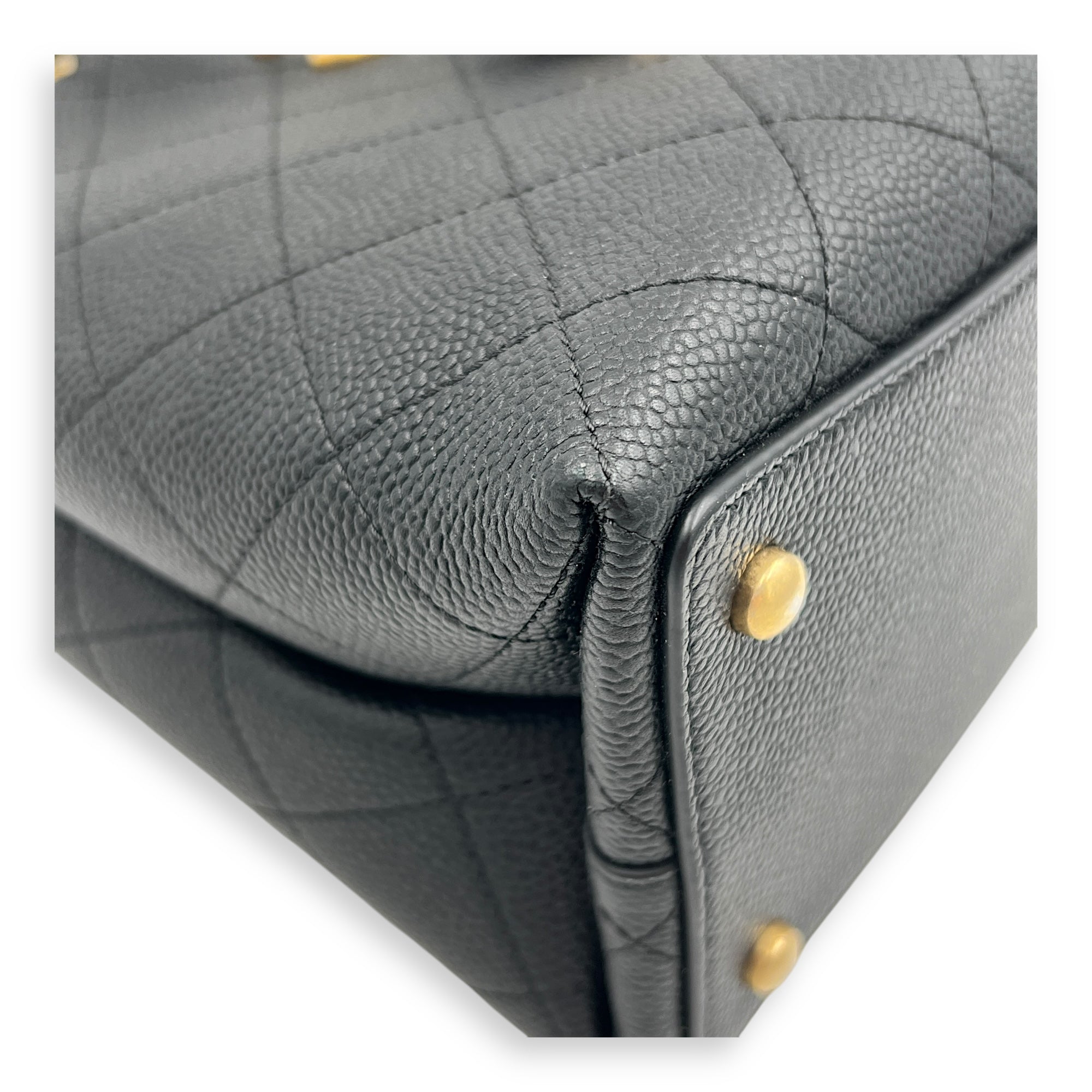 CC Bucket Bag Black in Caviar Leather, Gold hardware