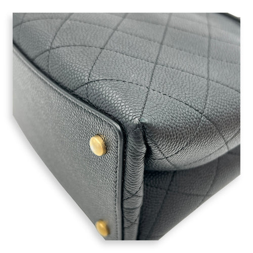 CC Bucket Bag Black in Caviar Leather, Gold hardware